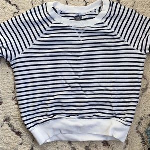 Shortsleeve sweatshirt